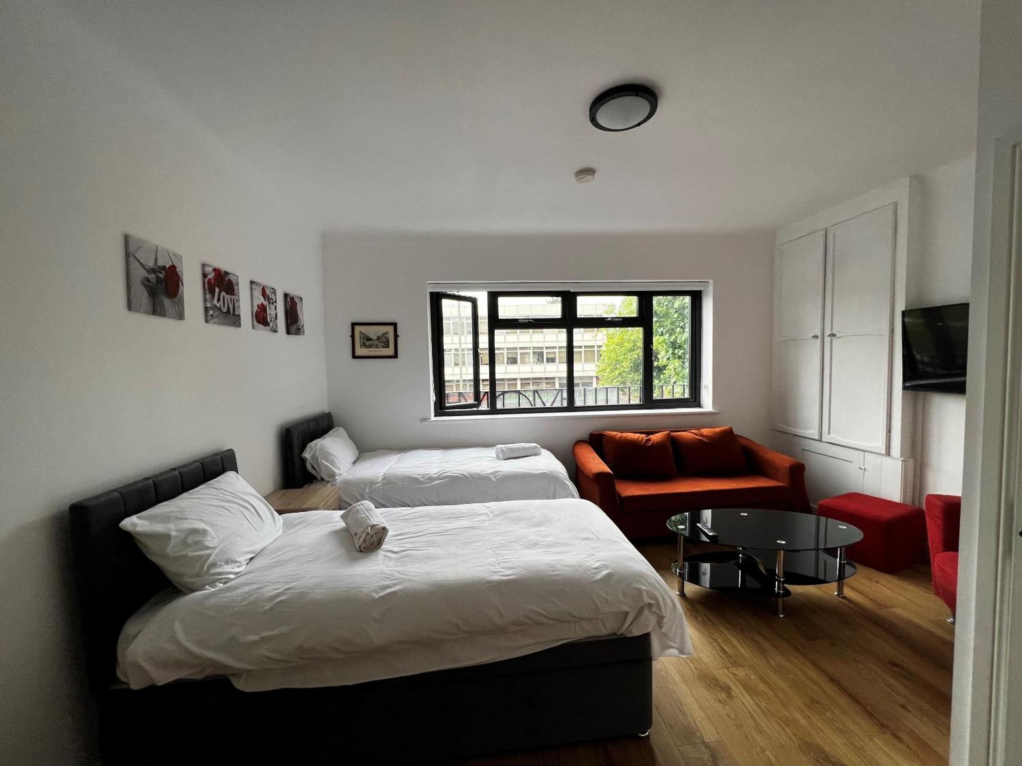 The Barrington Hotel New Barnet Exteriér fotografie